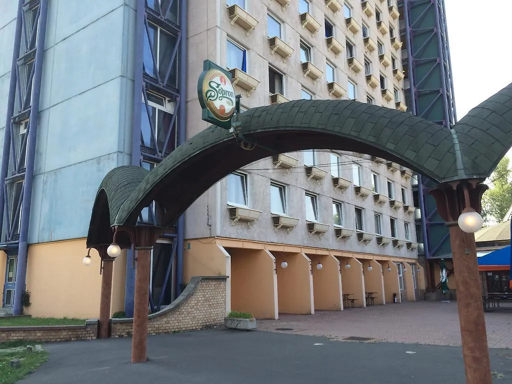 Hunor Hotel Budapest